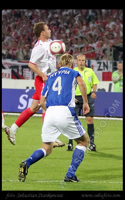 Tomasz Frankowski - Sami Hyypia