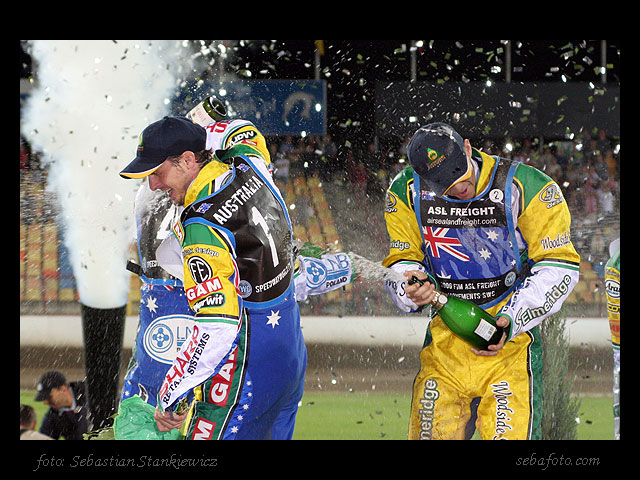 Jason Crump - Ryan Sullivan - Rory Schlein - szampan